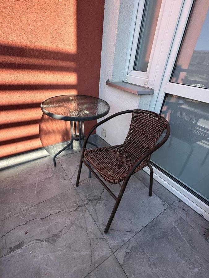 Premium Centrum 900M Targi Kielce 4 Km Luaran gambar
